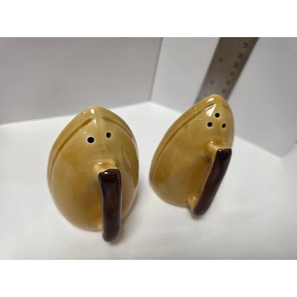 vintage souvenir salt and pepper shakers‎ like marigold yellow iron